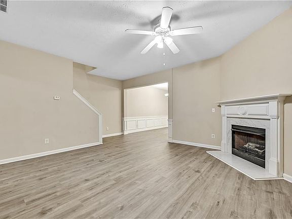 3rd image of 2451 Birkhall Way