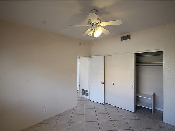 5th image of 701 N Grandview Ave