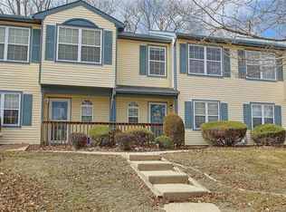 27 Quail Run, Bayville, NJ 08721