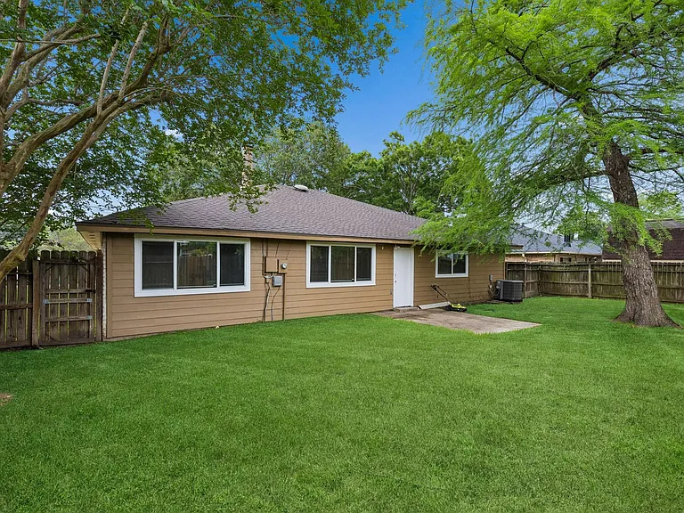 2747 Sicklepod Dr — Photo 19