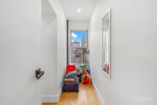 Rented by Elegran | media 13