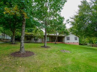 1356 Springview Cir, Seymour, TN 37865