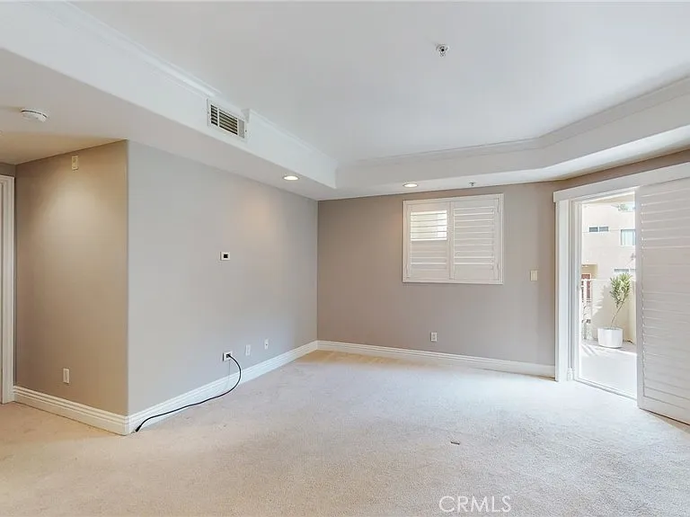 11540 Moorpark St #103 — Photo 16