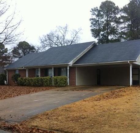 4th image of 3162 Monterey Dr