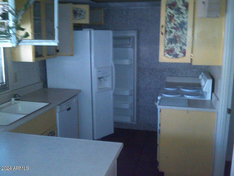 2nd image of 2638 W Coolidge St