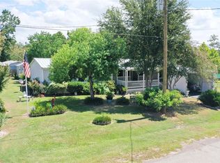 290 Persimmon Rd, Onalaska, TX 77360