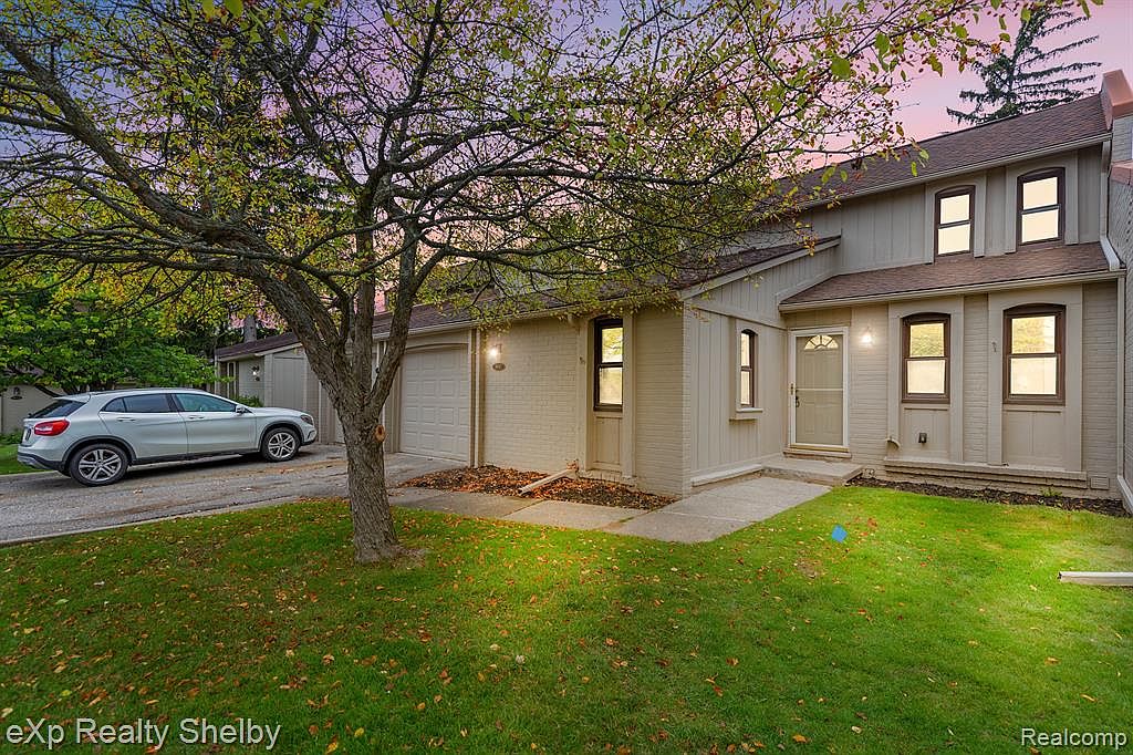 3047 Moon Lake Dr, West Bloomfield, MI 48323 MLS 20230083041 Zillow