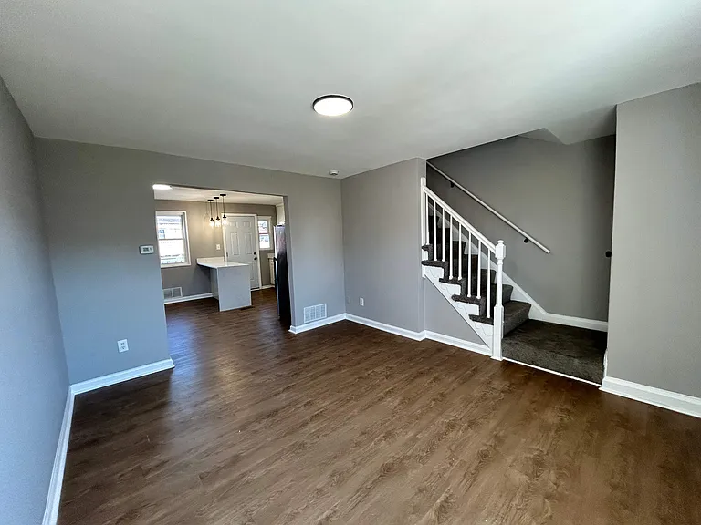 7850 Eastdale Rd — Photo 6