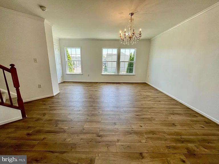 61 Quartz Rd — Photo 3