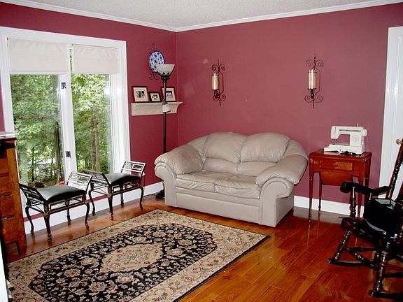 2nd Floor Bonus Room