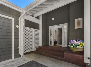 4810 86th Ave SE, Mercer Island, WA 98040