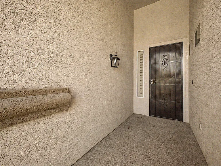 S McClelland Dr — Photo 5