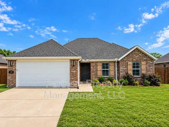 229 New York Ave, Farmington, AR 72730