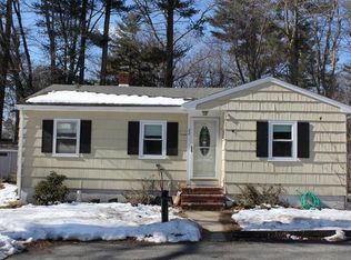 22 Buttonwood Rd, Halifax, MA 02338