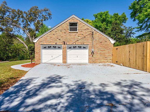 4th image of 600 Tanglewood Dr