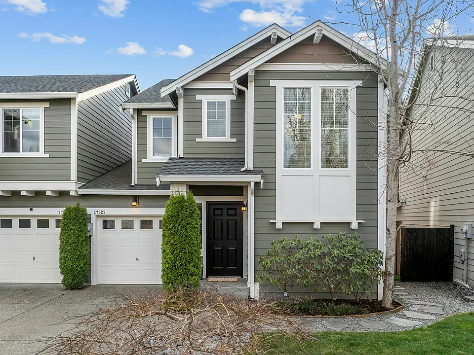 37523 SE Fury St