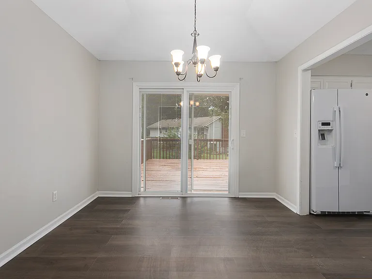 7115 Robin Ln — Photo 6