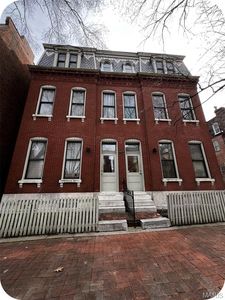 2408 S 10th St, Saint Louis, MO, 63104