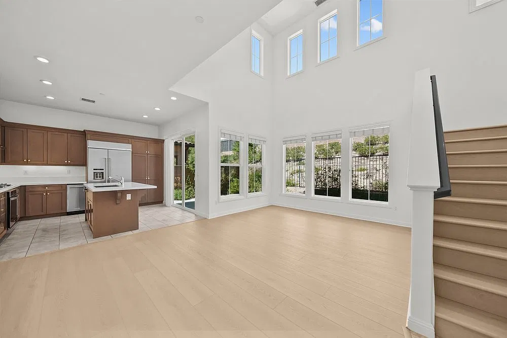 4 bed, 2100 sqft, $6,700 — Photo 1