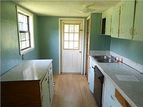 5th image of 8330 Durand Ave