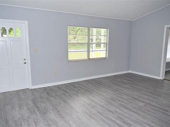 5th image of 4603 19th Ave W