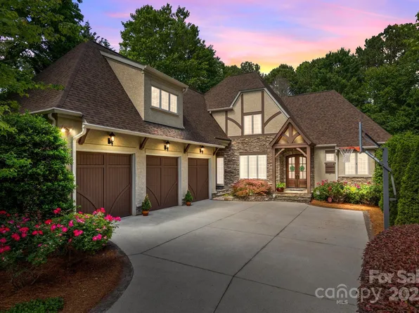 104 Golden Bell Ct, Mooresville, NC 28117