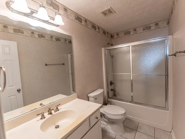 Full Bath 1