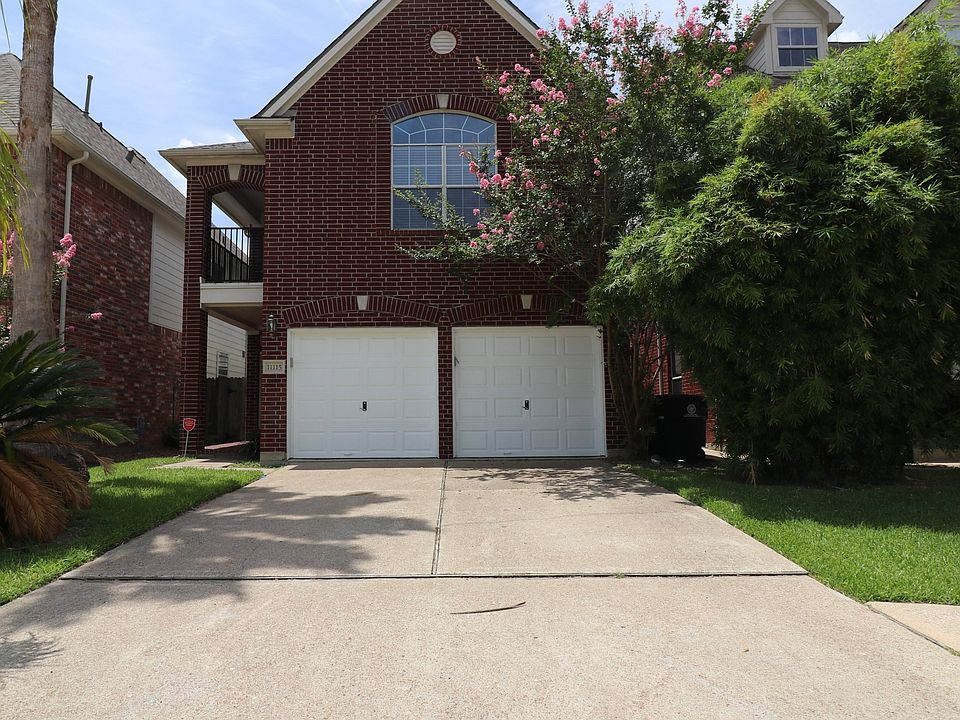 1st image of 11115 Royce Palms Dr