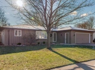 533 E Sylvan Ave, Appleton, WI 54915