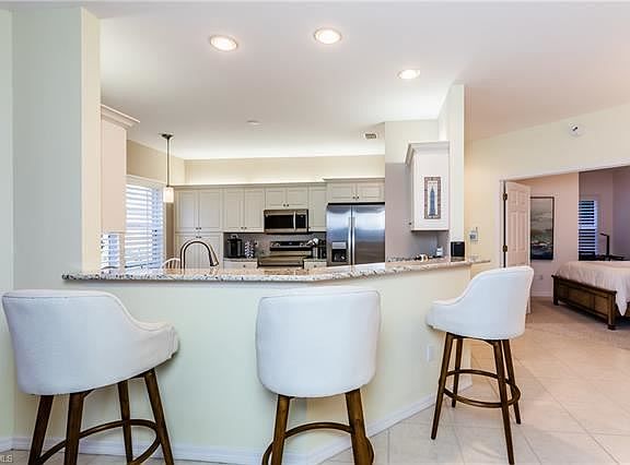 5th image of 20130 Seagrove St Unit 2504