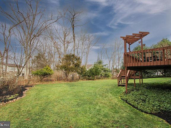 5th image of 6 Devenshire Ct