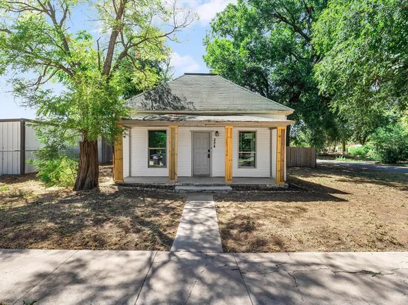 224 W 1st St, Carnegie, OK 73015