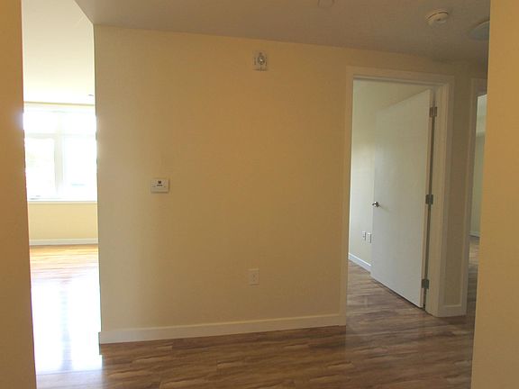 2nd image of 525 E Armstrong St APT 209