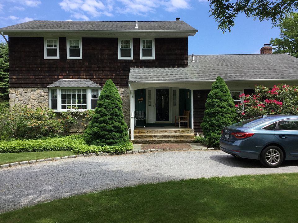 1st image of 22 Fox Hollow Ln