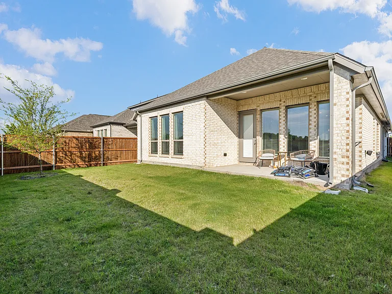 1448 Kingswell Ln — Photo 20