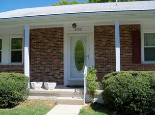 2105 Williamsburg Ct, Wilmington, DE 19810