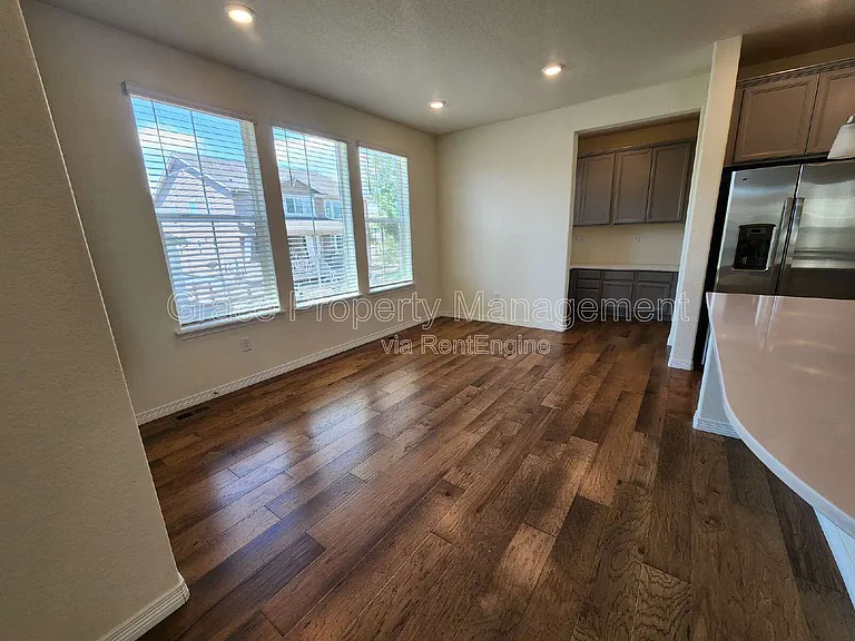 808 Byrd Dr — Photo 9