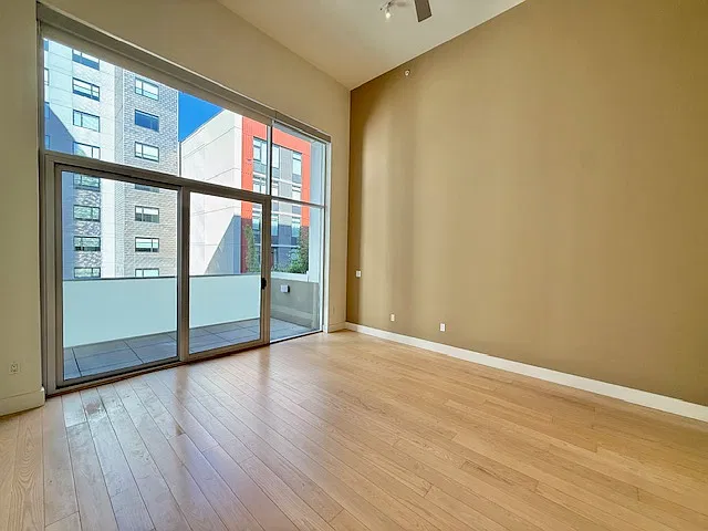 1 bed, 1113 sqft, $6,000 — Photo 3