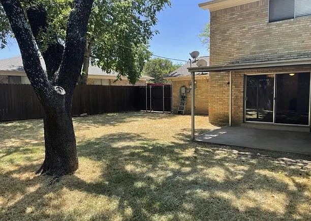 1804 Camelot Cv #1804 — Photo 15