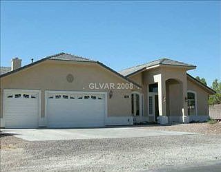 1st image of 229 E Mesa Verde Ln