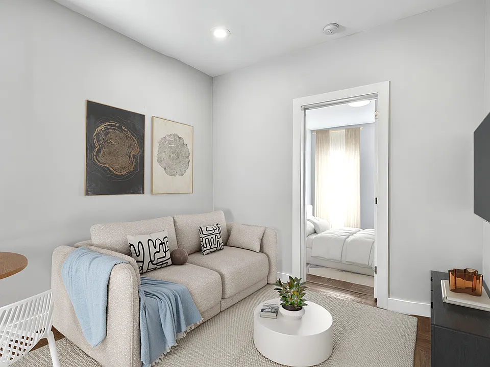 237 9th Ave #3C