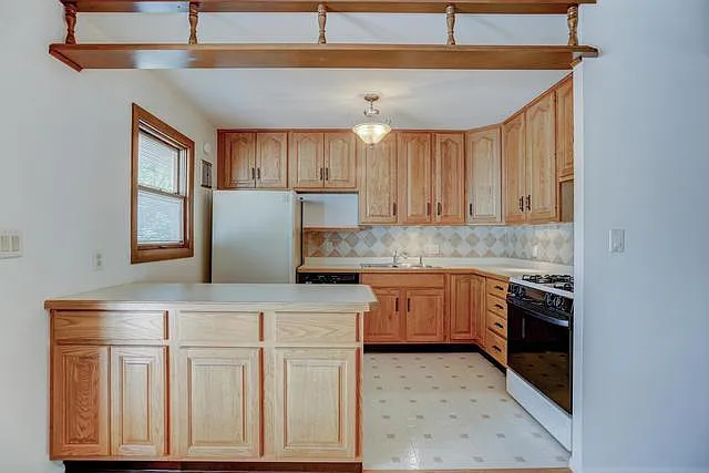 2509 Alton Dr — Photo 5