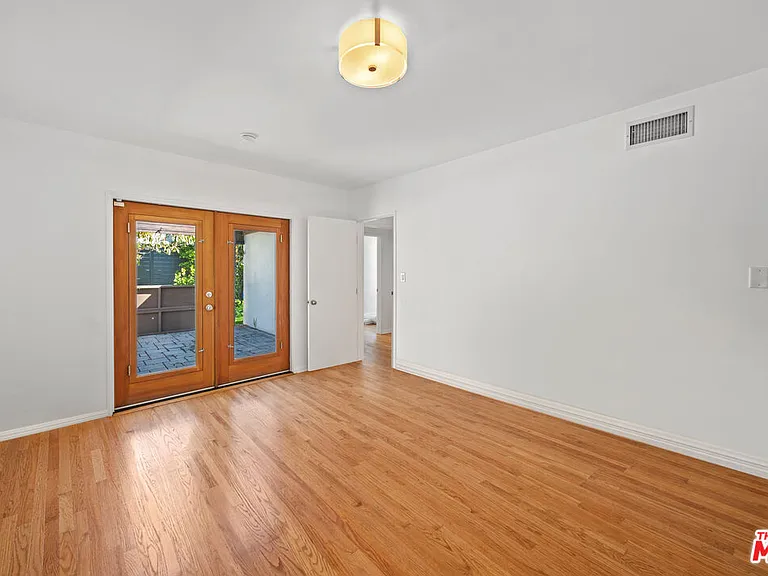 2124 Hillsboro Ave — Photo 12