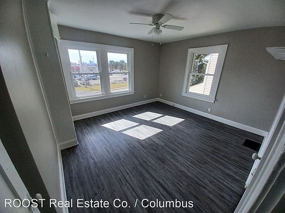 5th image of 914 E 17th Ave