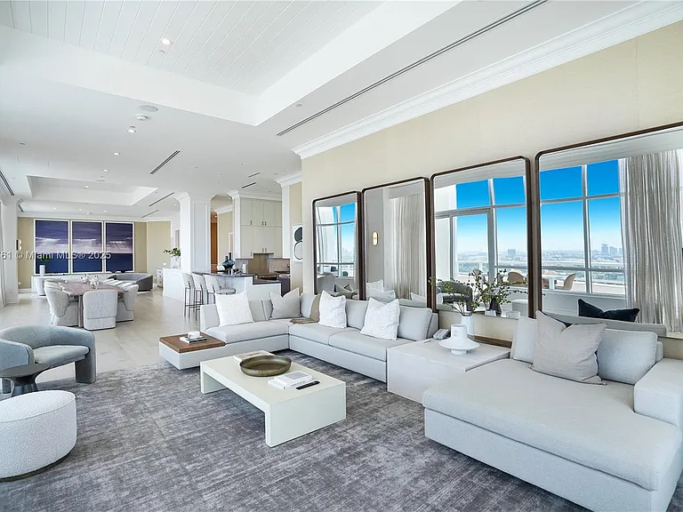 4401 Collins Ave #PH SOUTH — Photo 12