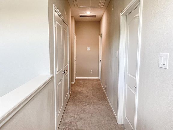 5th image of 4606 Windsor Square Dr