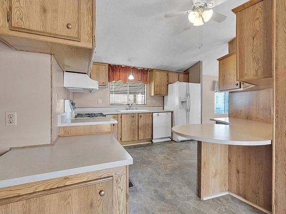 2nd image of 11949 Riverside Dr Spc 135