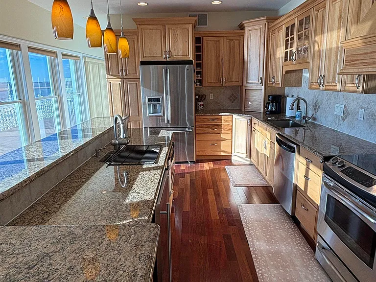 802 N Harvard Ave — Photo 20