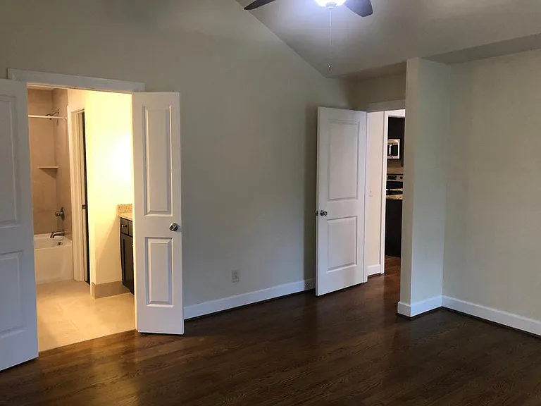 502 Lancaster Ave #A — Photo 12