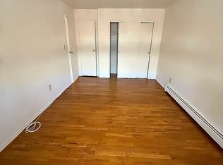 (Undisclosed Address), Roselle Park, NJ 07204